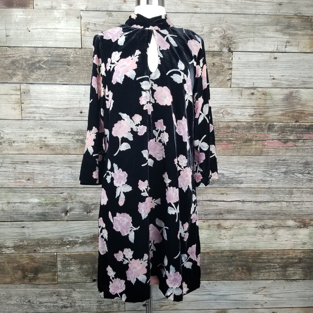 Nanette Velvet Black Long Sleeve Dress 14